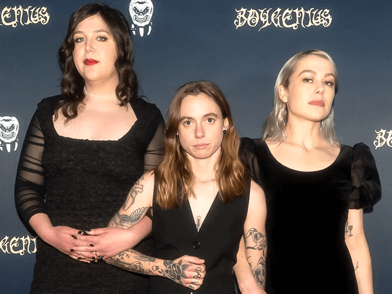 Phoebe Bridgers net worth