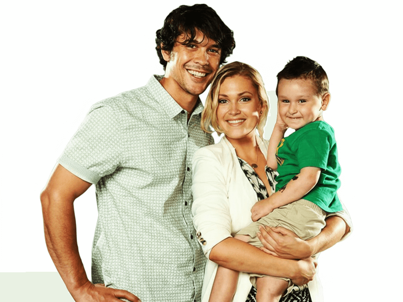 Eliza Taylor and Bob Morley kid Henry