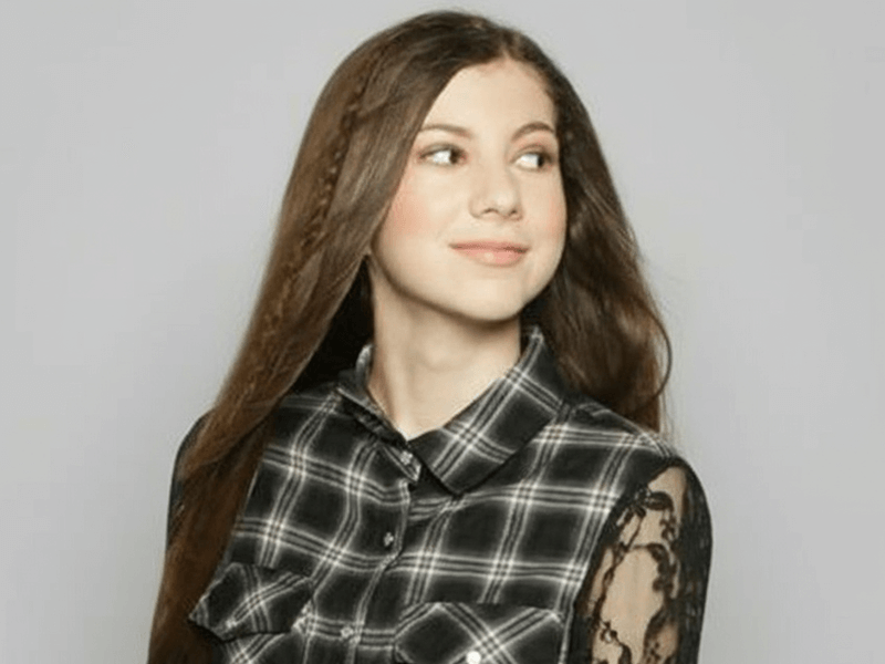 Isabella Rose Taylor